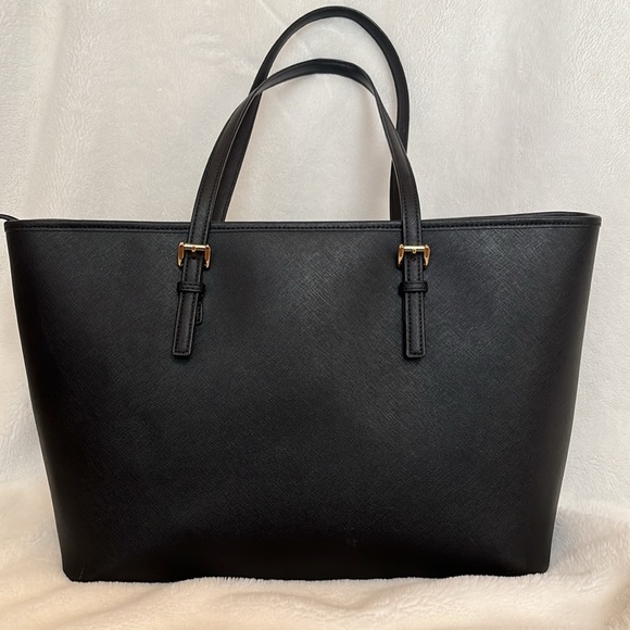 Michael Kors Black Large Travel Tote Bag - Picture 3 of 12